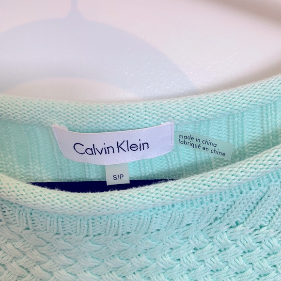 Calvin Klein sweater - Picture 3 of 4